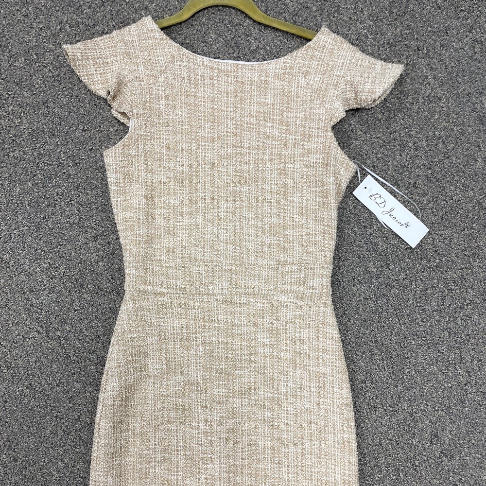 Elegant Beige Tweed Cap-Sleeve Dress